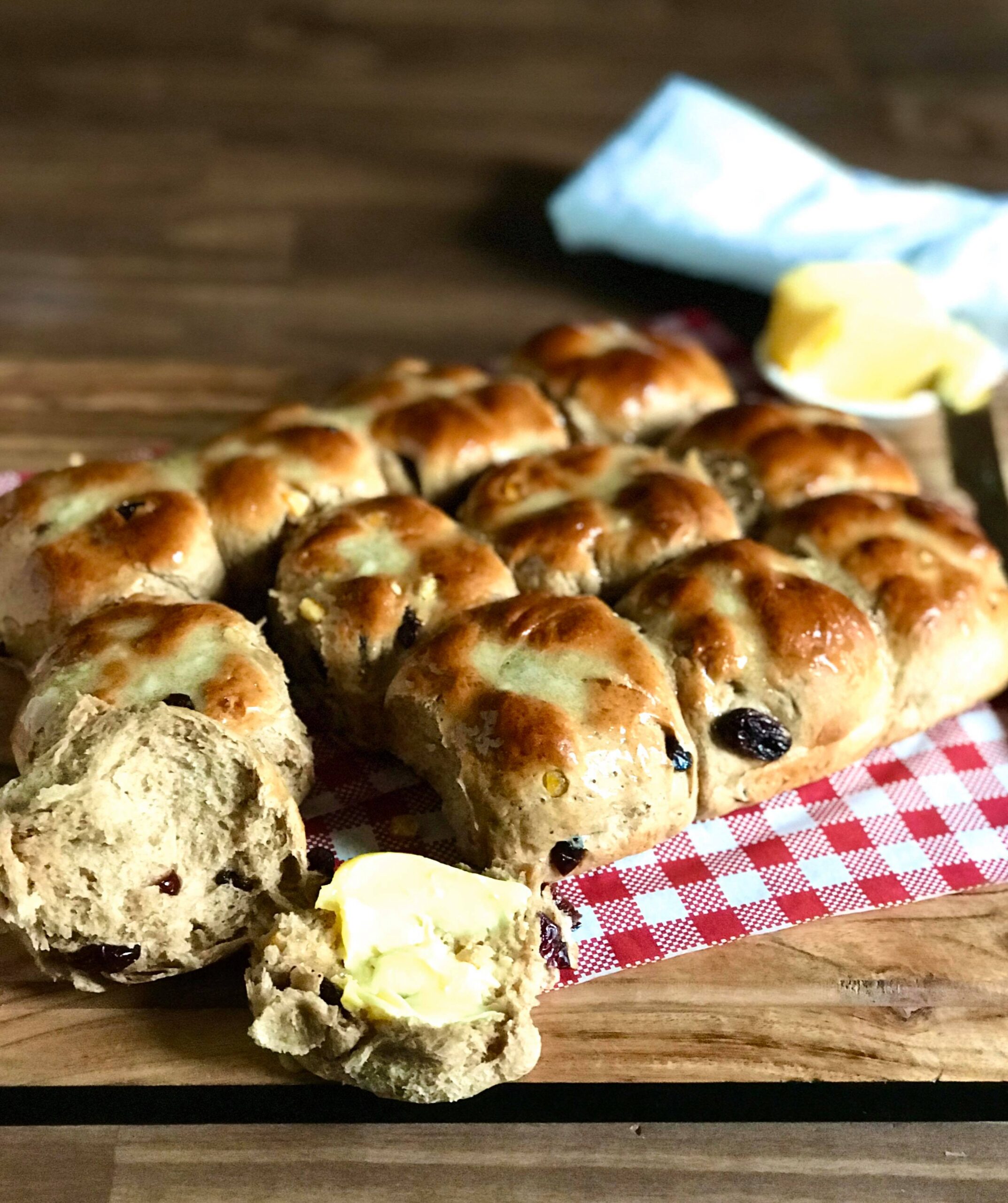 Hot Cross Buns - Adelaide Showgrounds Farmers Market